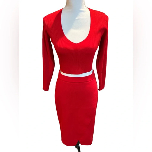 Happily grey classic two piece feminine red crop sweater midi skirt Bodycon set - Picture 3 of 16